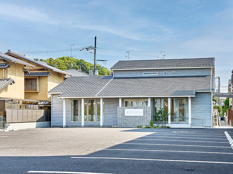 佐々木レディスクリニック外観