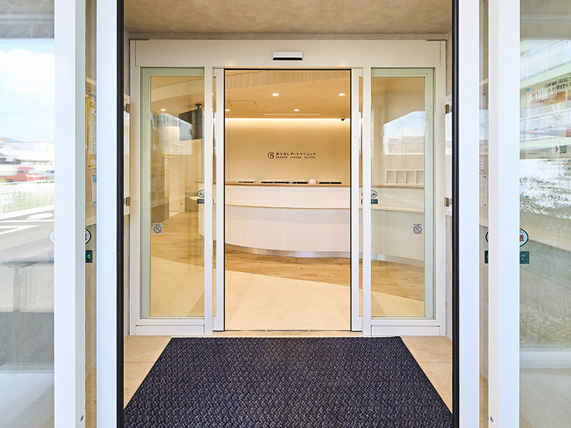 佐々木レディスクリニック入口